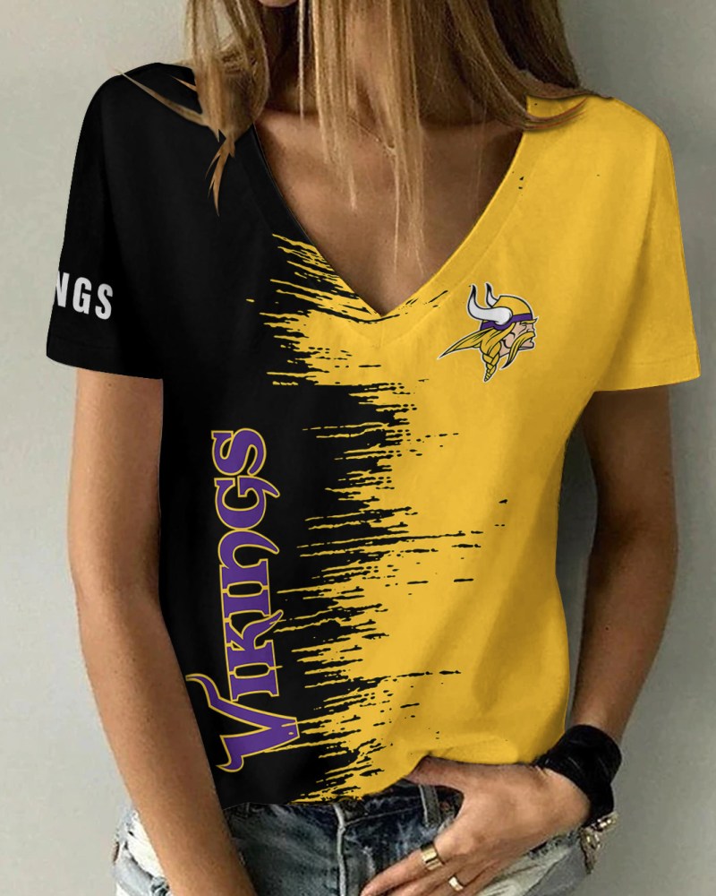 Minnesota Vikings V-neck T-shirt Front View