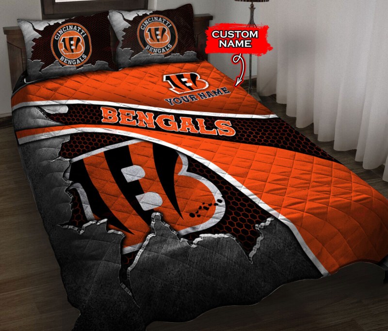 Cincinnati Bengals Personalized Quilt Set