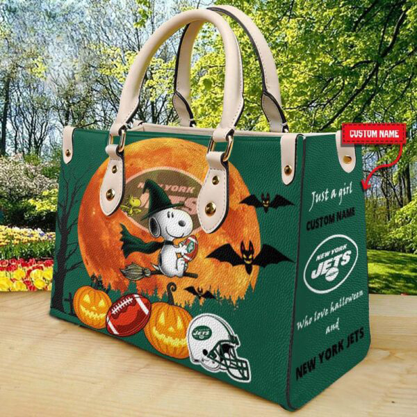Custom Name New York Jets NFL Snoopy Halloween Women Leather Hand Bag