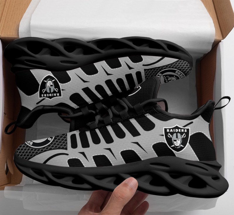 Las Vegas Raiders Sneakers Detail