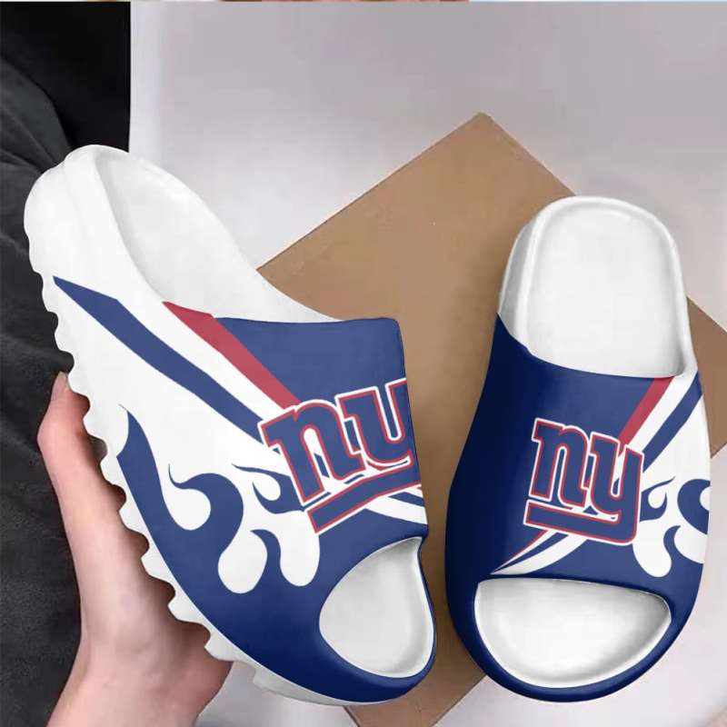 New York Giants Yeezy Slippers Mockup 2