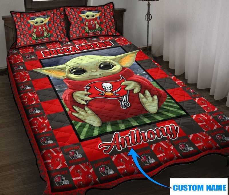 Tampa Bay Buccaneers Personalized Quilt Set
