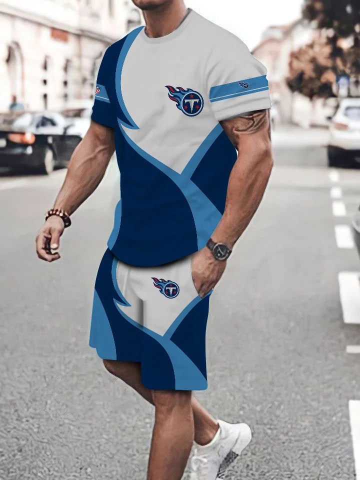 Tennessee Titans T-Shirt and Shorts