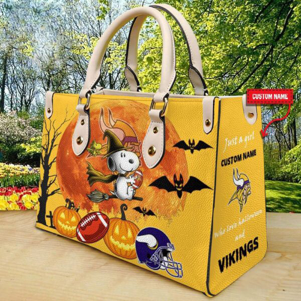 Custom Name Minnesota Vikings NFL Snoopy Halloween Women Leather