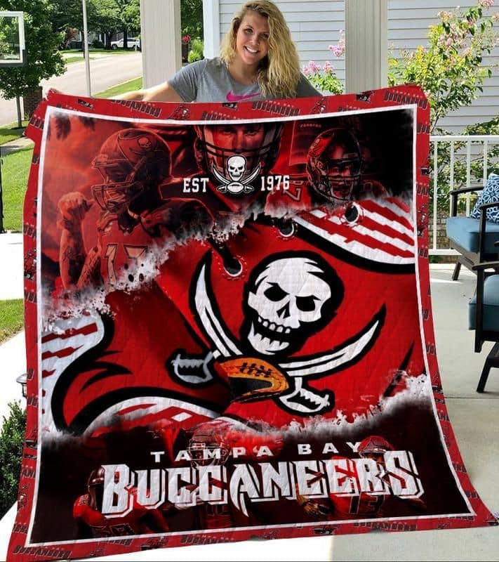 Tampa Bay Buccaneers Premium Quilt Image 1