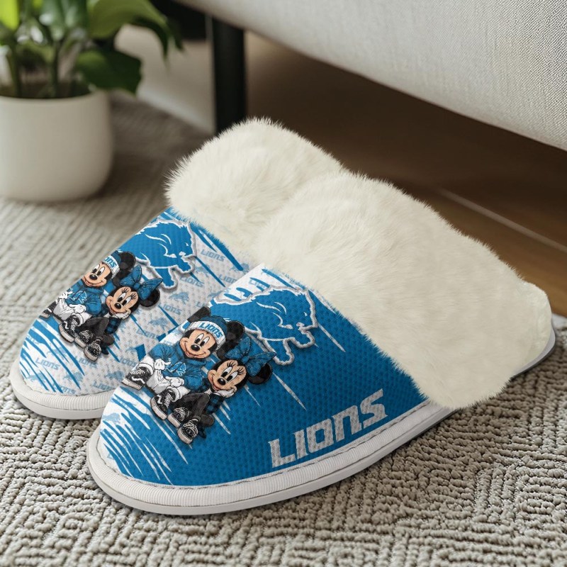 Detroit Lions Fuzzy Slippers