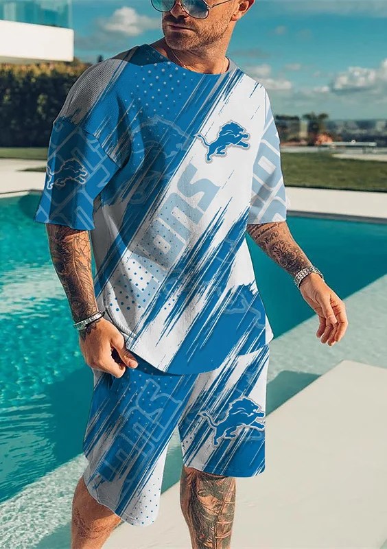 Detroit Lions T-shirt and Shorts