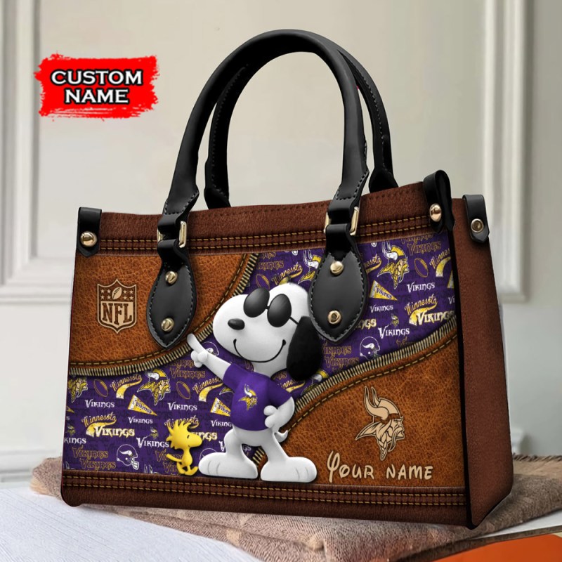 Minnesota Vikings Personalized Leather Hand Bag Image 3