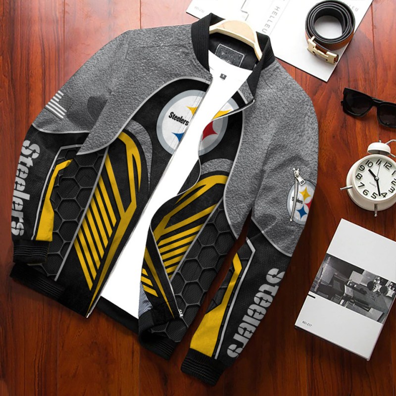 Stylish Bomber Jacket for Pittsburgh Steelers Fans