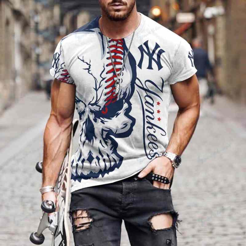 New York Yankees T-shirt Image 2