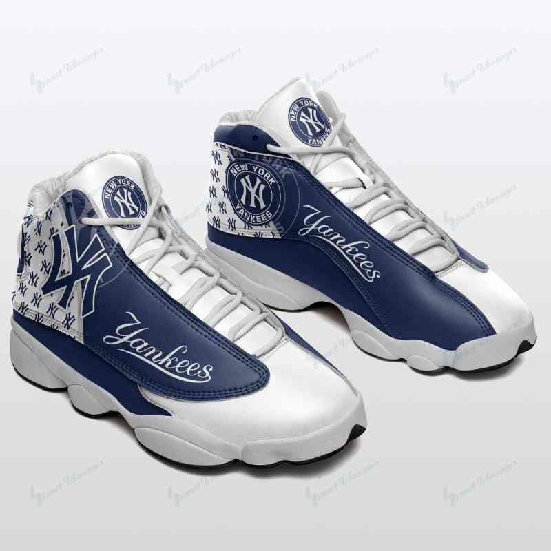 New York Yankees Sneakers Image 3