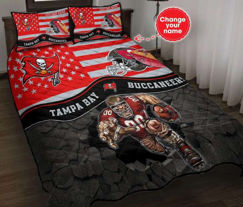 Tampa Bay Buccaneers Personalized Quilt Set