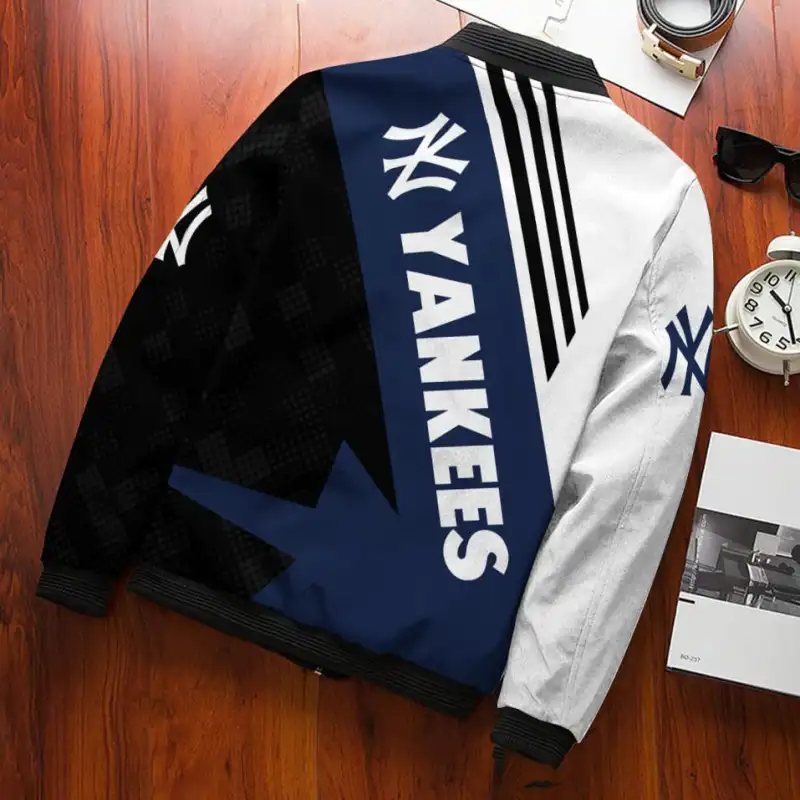 New York Yankees Bomber Jacket Image 3