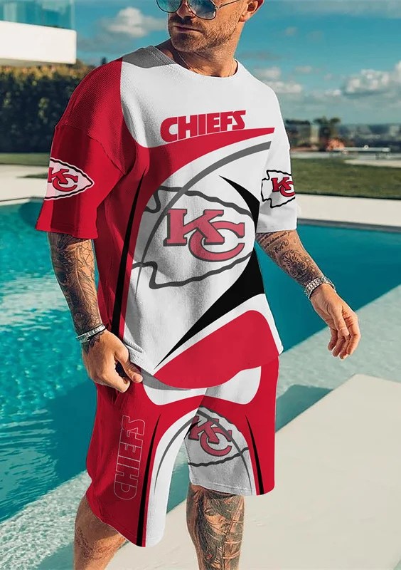 Kansas City Chiefs T-Shirt and Shorts