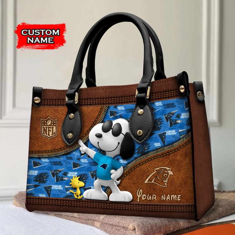 Elegant Black and Beige Leather Hand Bag