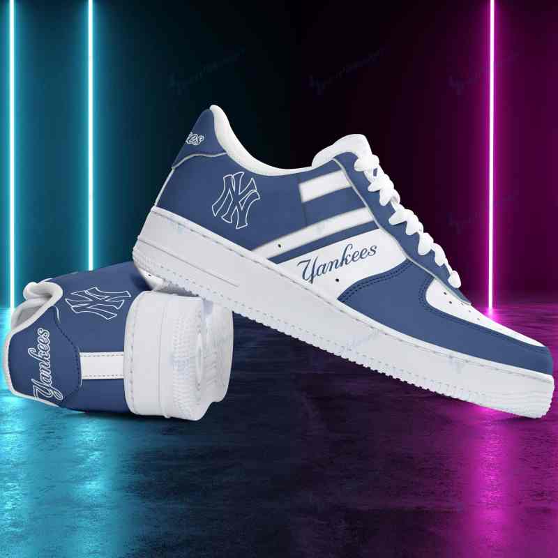 New York Yankees AF1 Shoes Side View