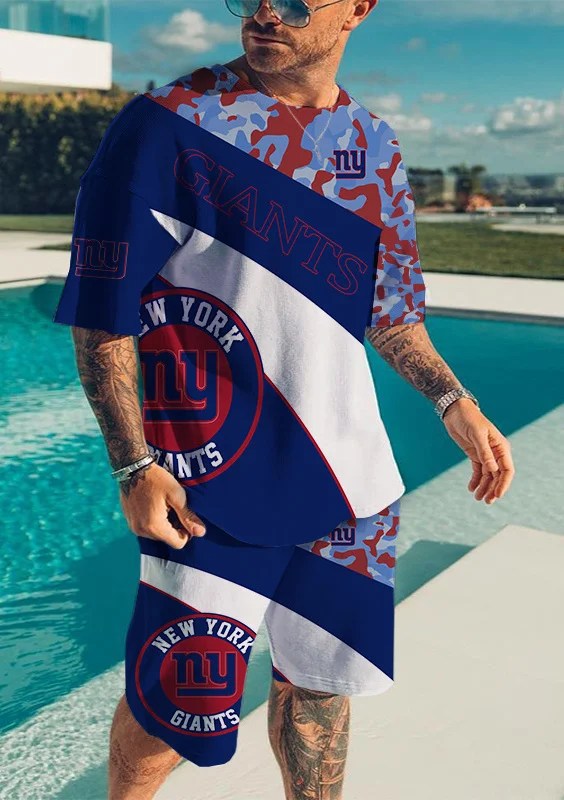 New York Giants T-Shirt and Shorts