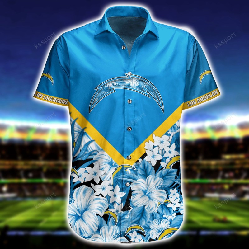 Los Angeles Chargers Stylish Shirt and Shorts