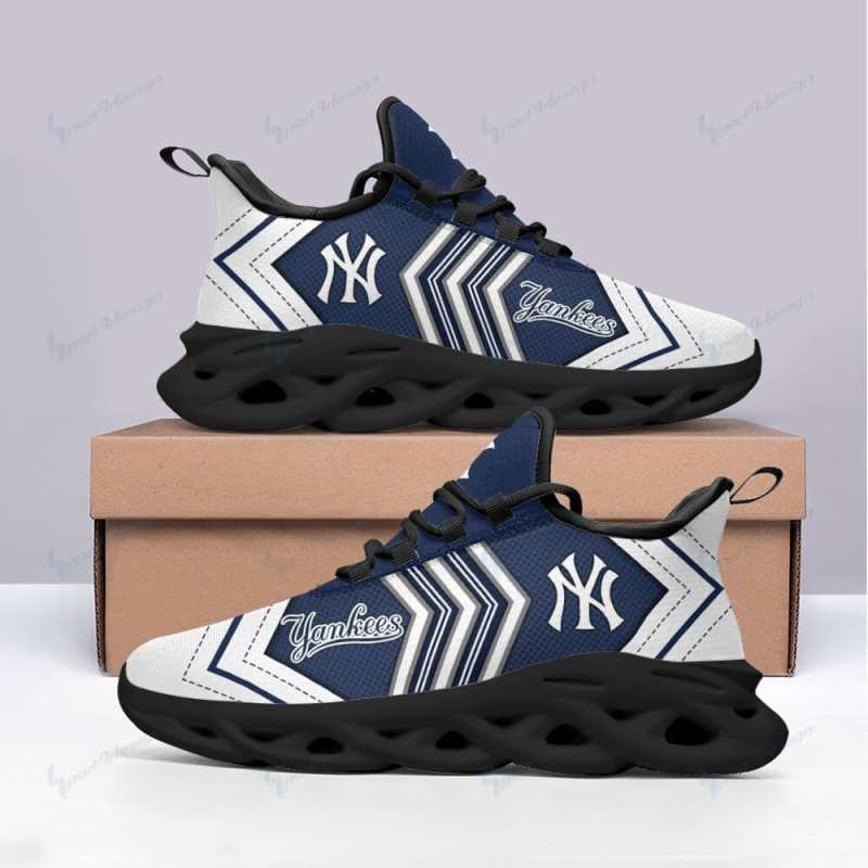 New York Yankees Yezy Running Sneakers - Image 3