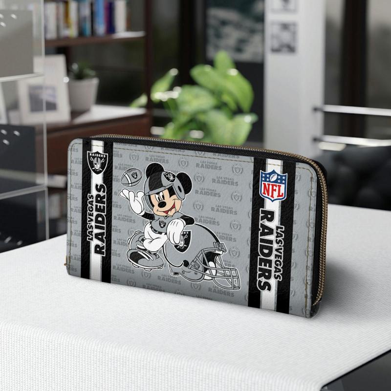 Las Vegas Raiders Wallet Mockup 5