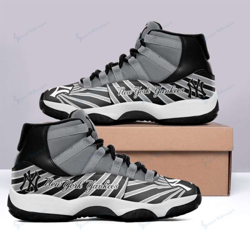 New York Yankees AJD11 Sneakers Image 1