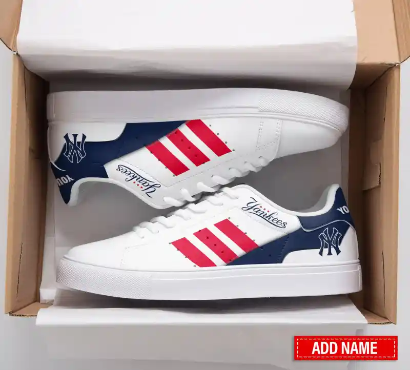 New York Yankees Custom Sneakers Side View