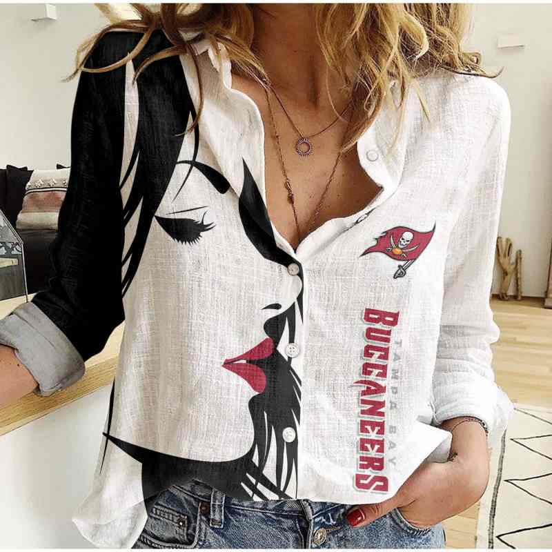 Tampa Bay Buccaneers Women's Shirt Lifestyle Image