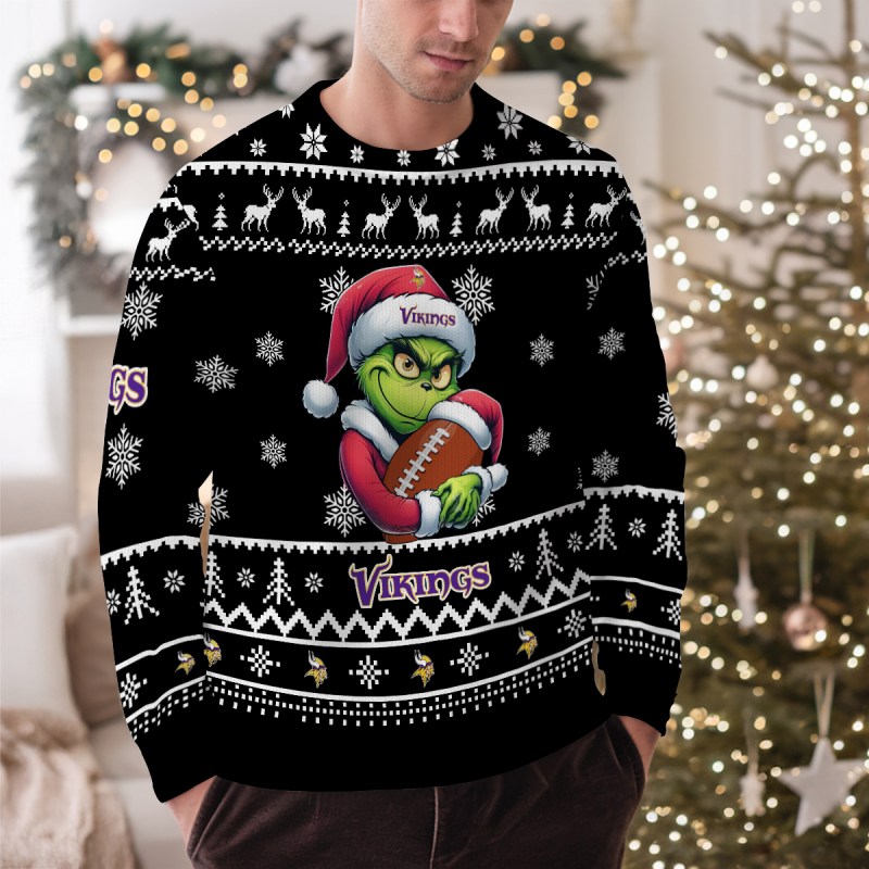 Minnesota Vikings Ugly Christmas Sweater Outdoor View 1