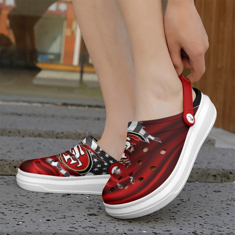 San Francisco 49ers Limited Clog Side View
