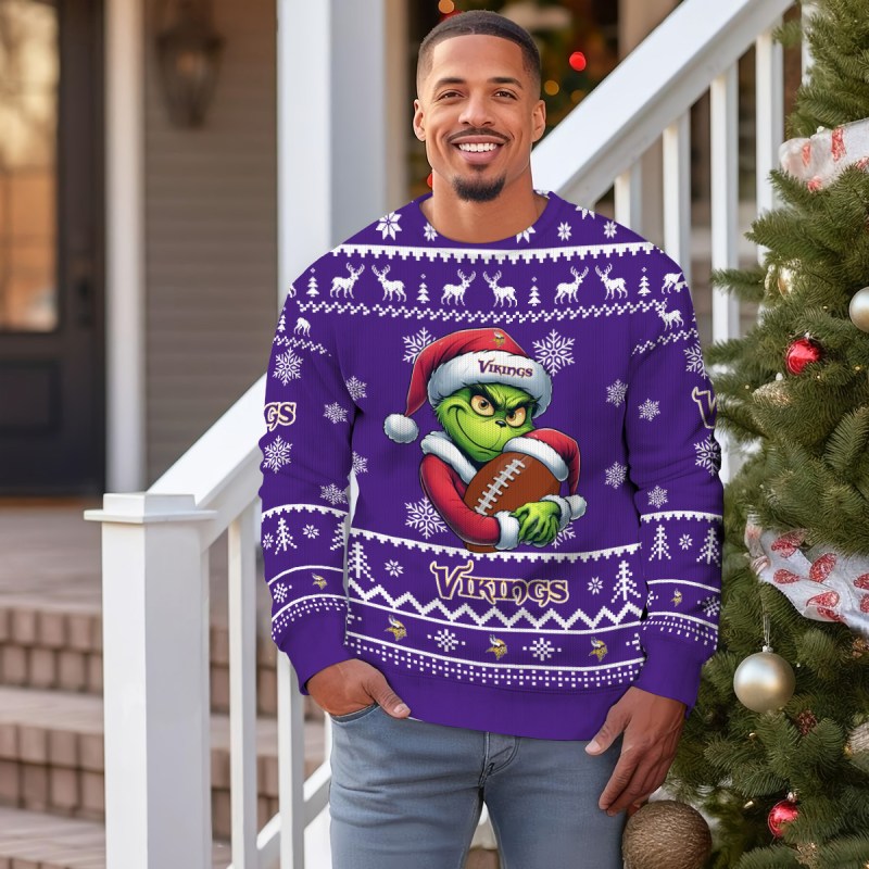 Minnesota Vikings Ugly Christmas Sweater Outdoor View 3