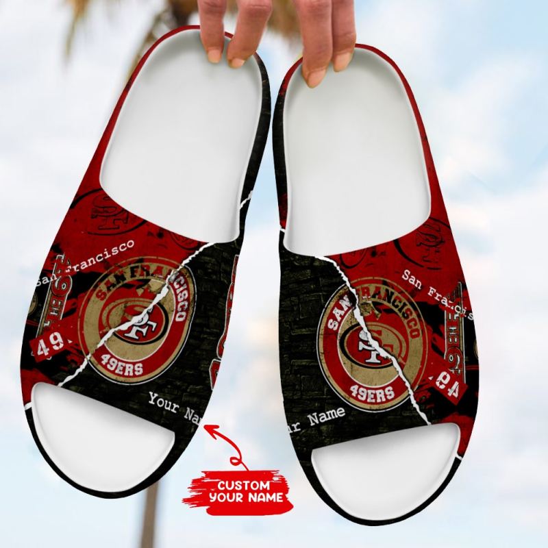 San Francisco 49ers Personalized Yeezy Slippers Image 1