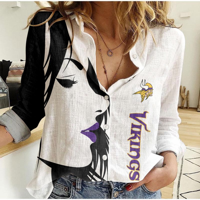 Minnesota Vikings Woman Shirt Details