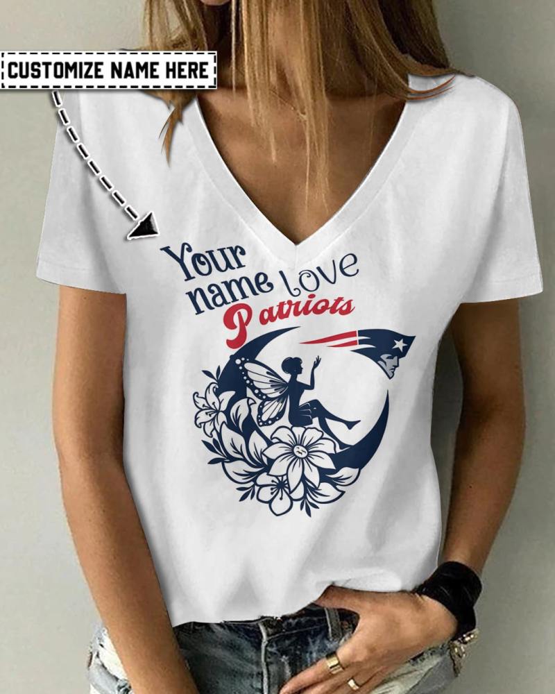 New England Patriots Women's V-neck T-shirt