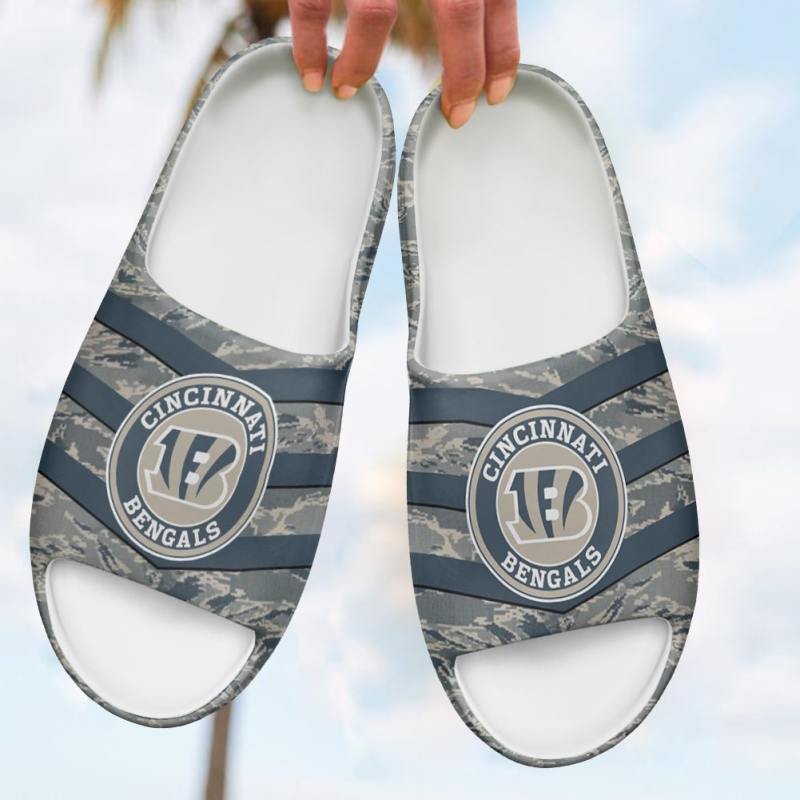 Cincinnati Bengals Yeezy Slippers - Side View