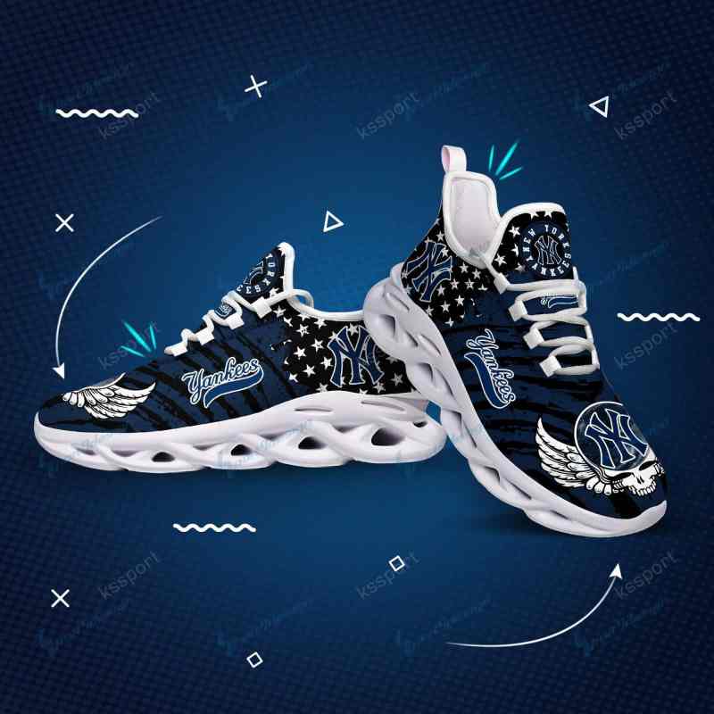 New York Yankees Yezy Running Sneakers Back View