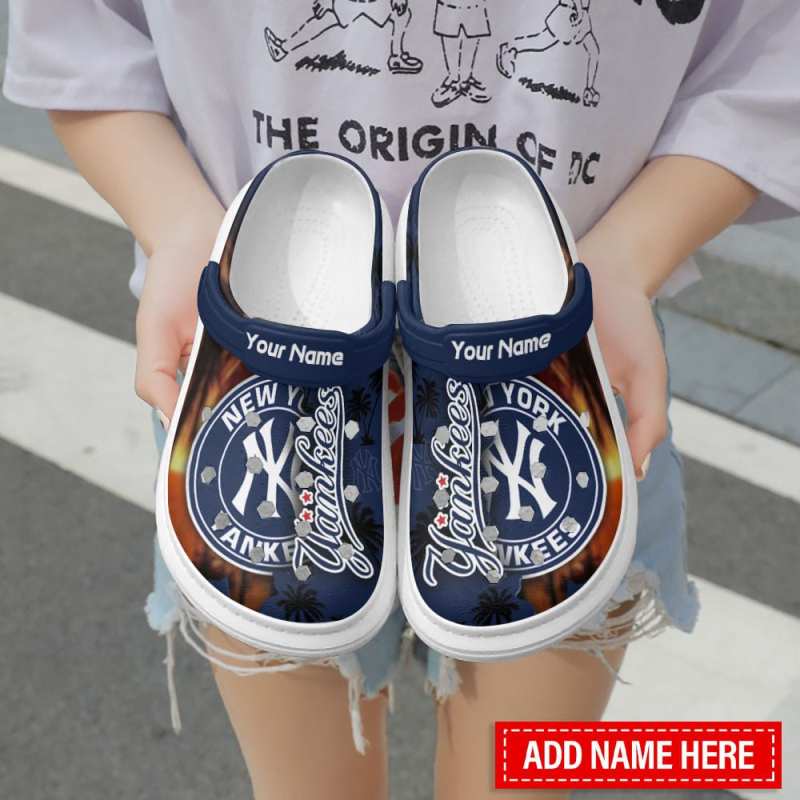 New York Yankees Personalized Limited Clog