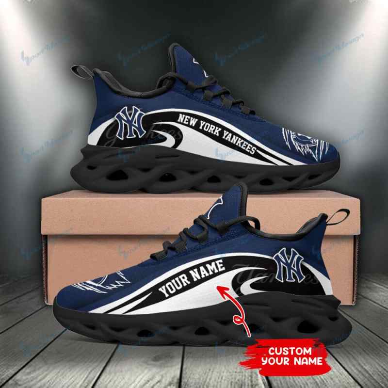 New York Yankees Personalized Yezy Running Sneakers SPD38