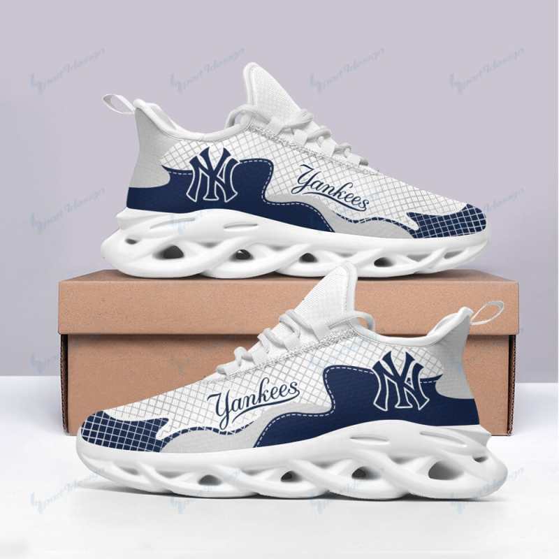 New York Yankees Yeezy Running Sneakers 1