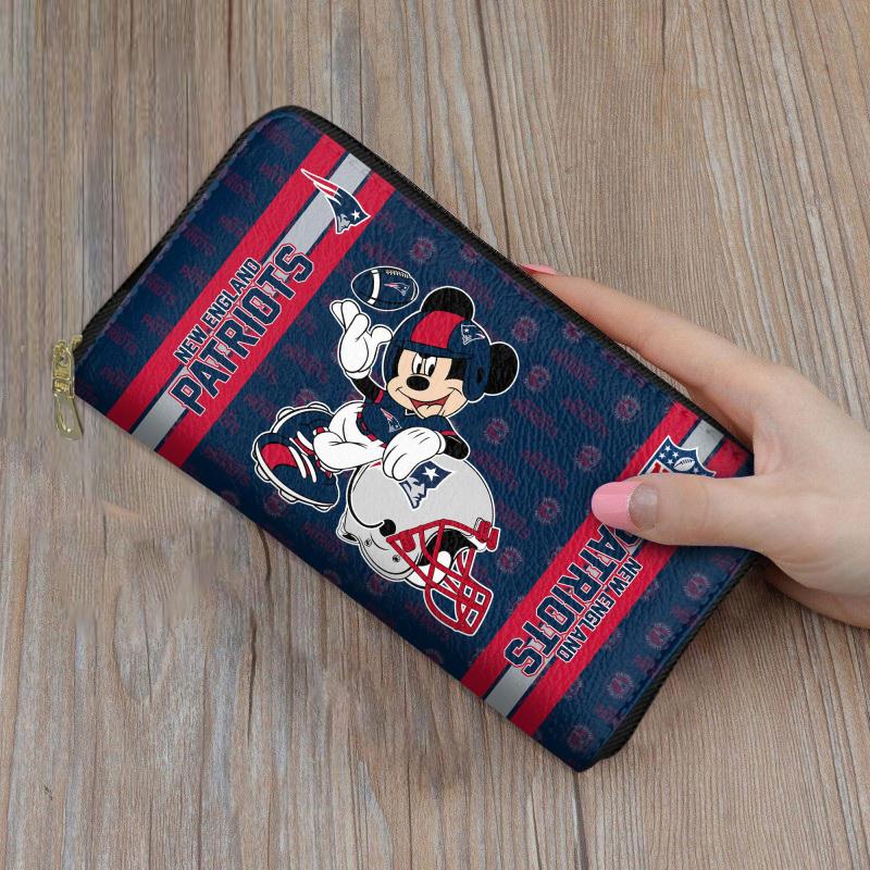 New England Patriots Wallet Mockup 5