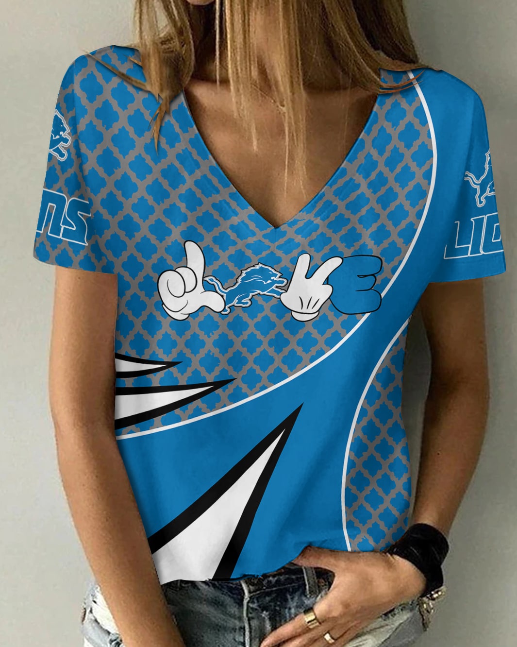 Detroit Lions Women's V-Neck T-Shirt Front View