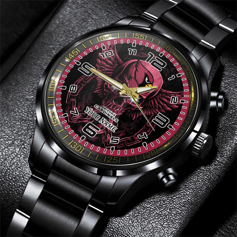 Arizona Cardinals Watch Close Up