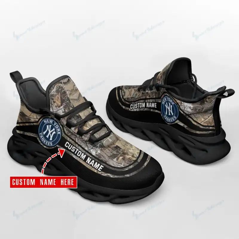 Stylish New York Yankees Sneakers