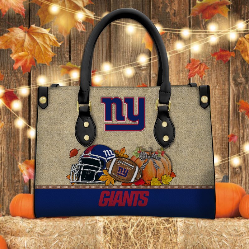 Mockup of New York Giants Hand Bag