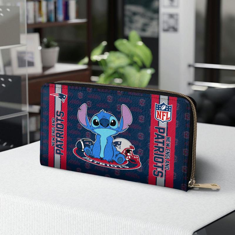 New England Patriots Wallet Mockup