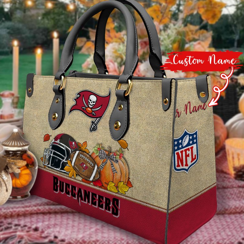 Stylish Tampa Bay Buccaneers Hand Bag