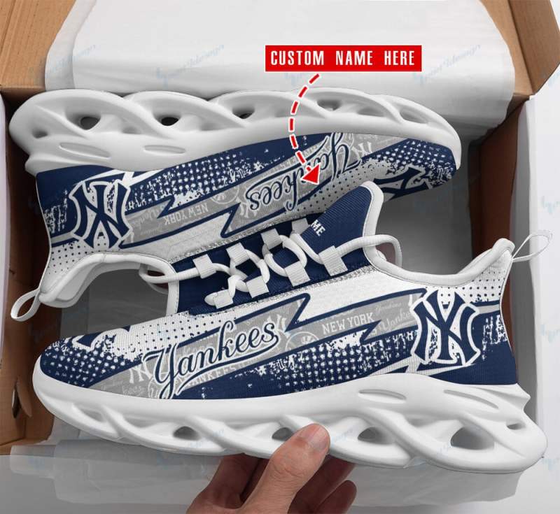 Stylish Yezy Sneakers for New York Yankees Fans