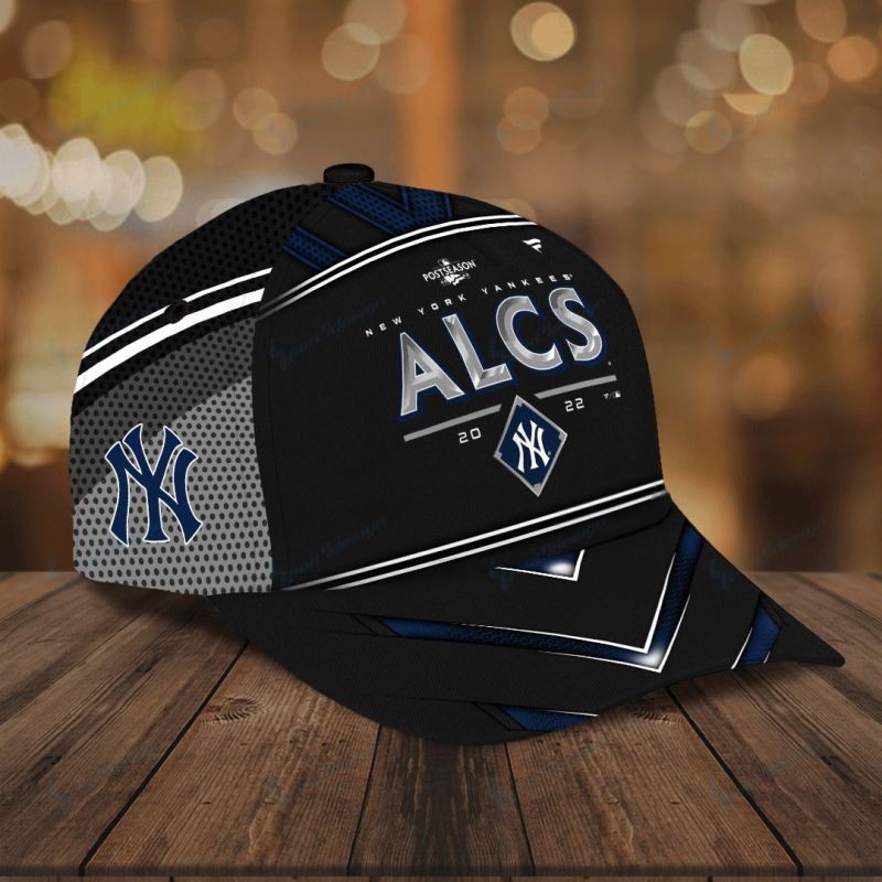New York Yankees Classic Cap Image 2