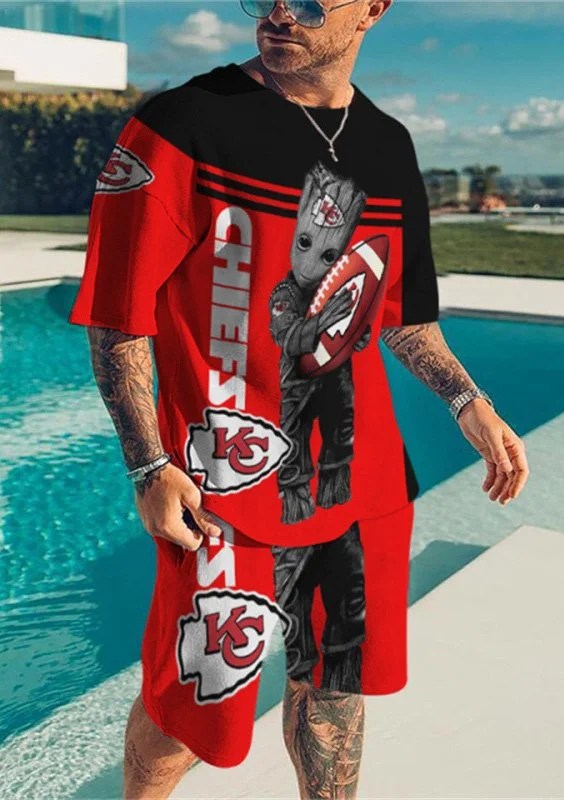 Kansas City Chiefs T-shirt and Shorts