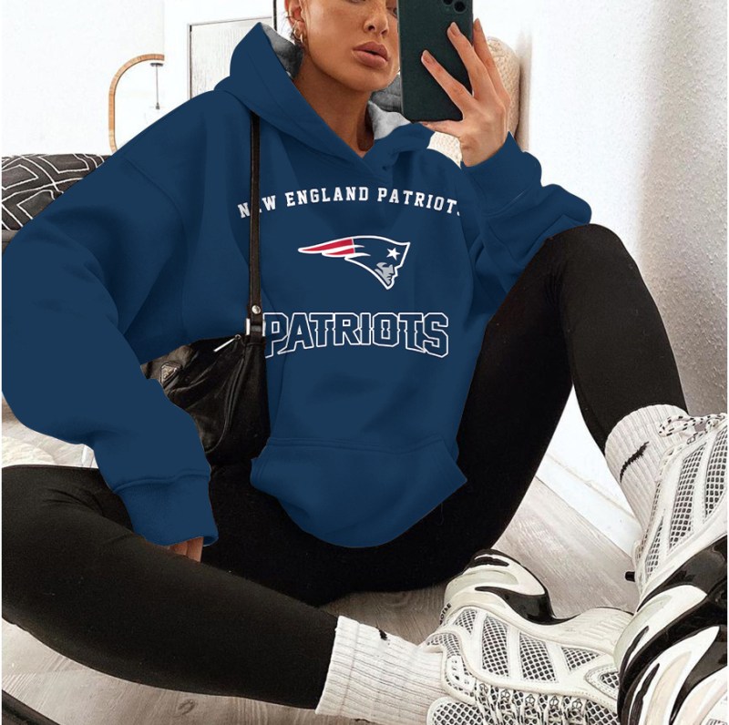 New England Patriots Printed Hooded Pocket Pullover Hoodie
