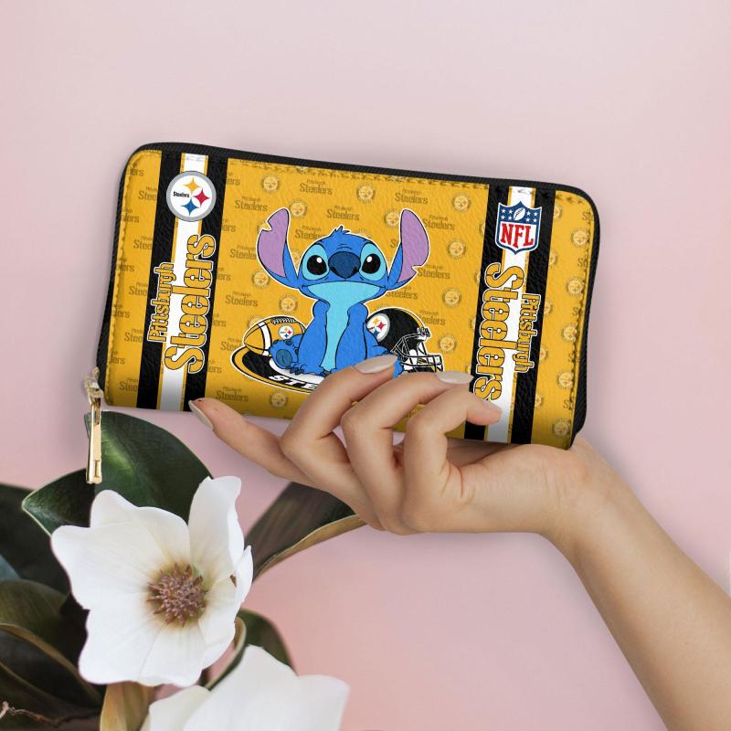 Mockup of Pittsburgh Steelers Wallet